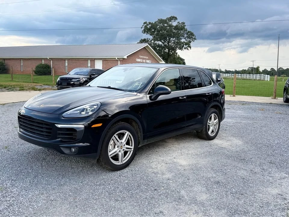 2017 Porsche 958 Cayenne S - Image 4 of 12