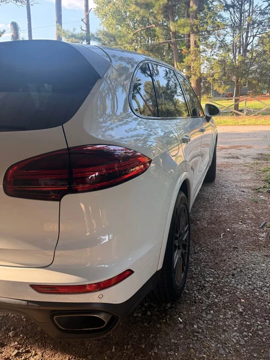 2017 Porsche 958 Cayenne S - Image 3 of 19