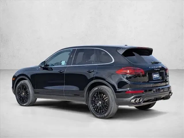 2017 Porsche 958 Cayenne S - Image 3 of 5