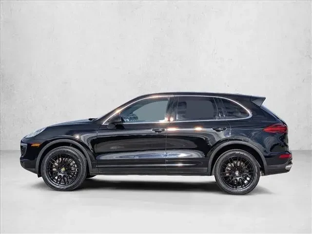 2017 Porsche 958 Cayenne S - Image 2 of 5
