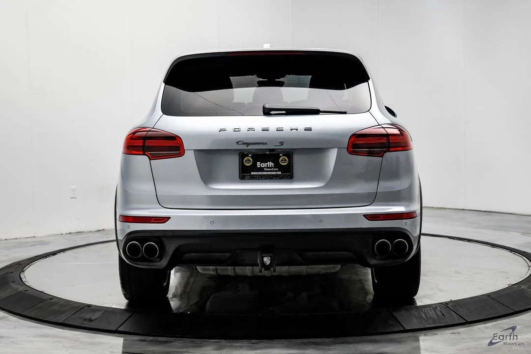 2017 Porsche 958 Cayenne S - Image 10 of 12