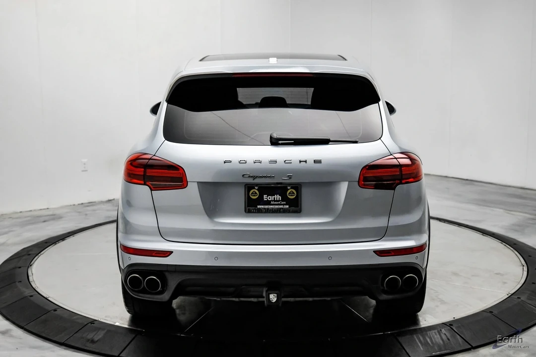 2017 Porsche 958 Cayenne S - Image 11 of 12