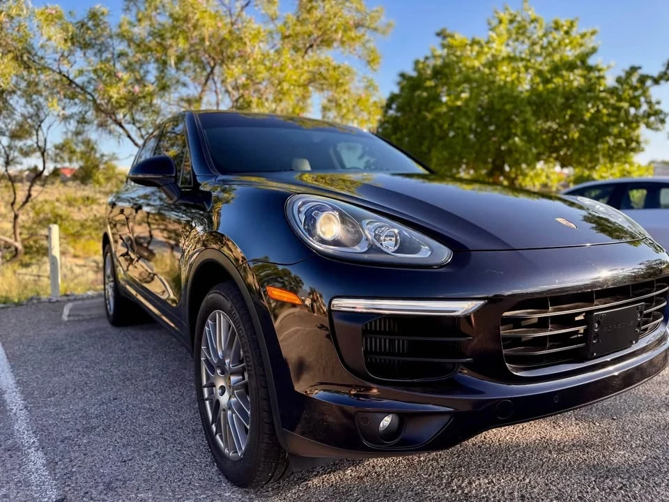 2017 Porsche 958 Cayenne S - Image 6 of 15