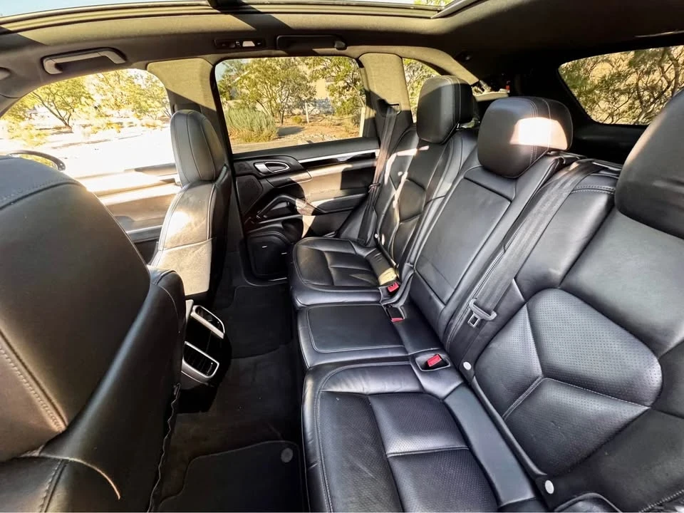 2017 Porsche 958 Cayenne S - Image 12 of 15