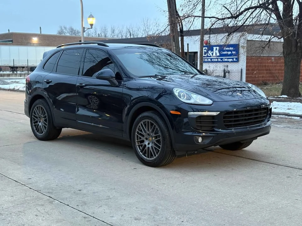 2017 Porsche 958 Cayenne S - Image 2 of 14