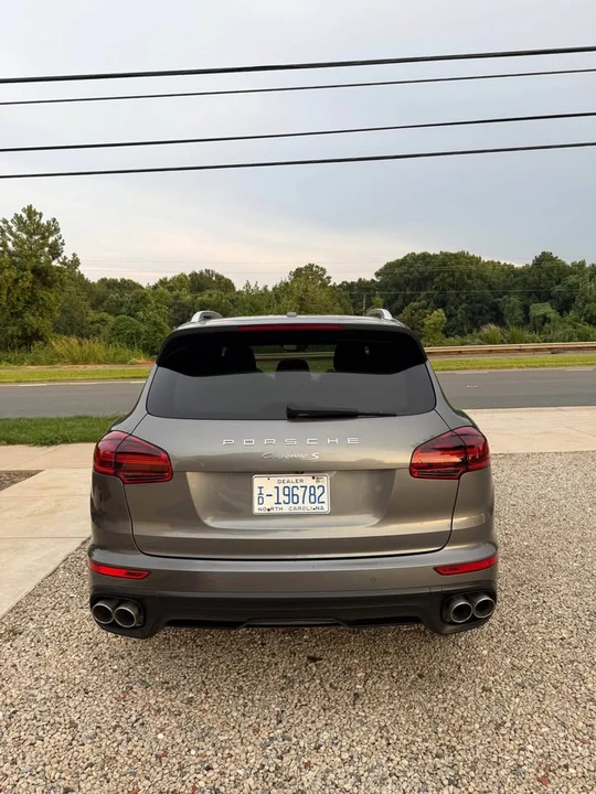 2017 Porsche 958 Cayenne S - Image 12 of 19