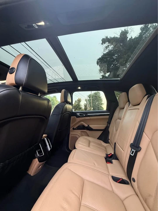 2017 Porsche 958 Cayenne S - Image 11 of 19