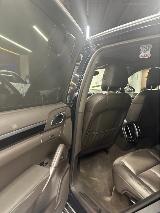 2017 Porsche 958 Cayenne S - Image 9 of 11