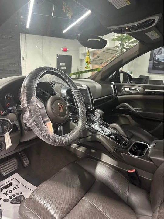 2017 Porsche 958 Cayenne S - Image 2 of 11