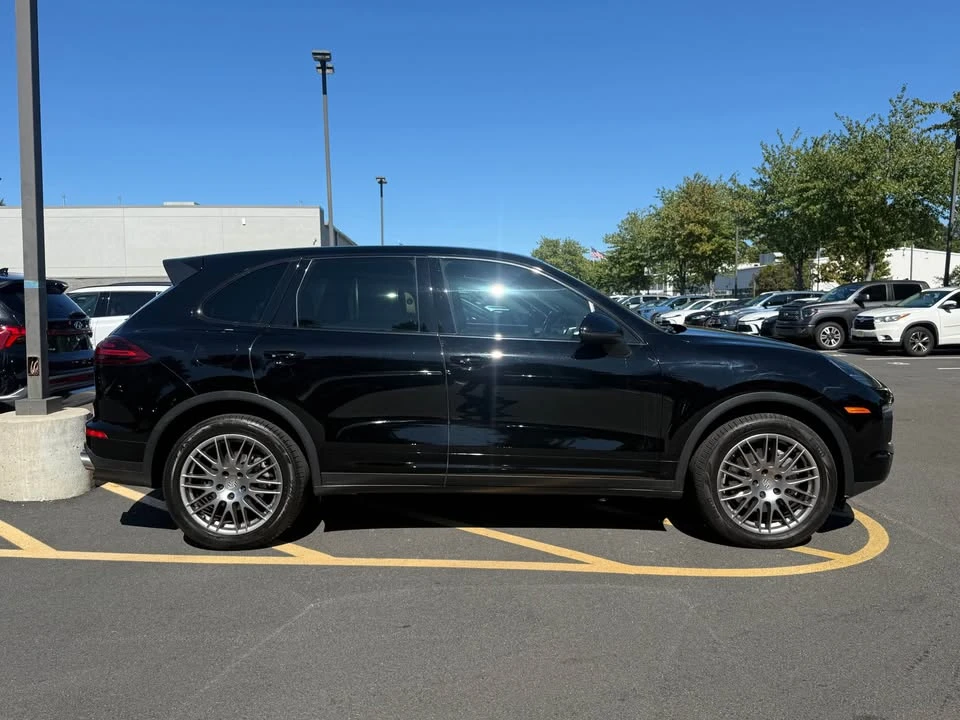 2017 Porsche 958 Cayenne S - Image 5 of 20