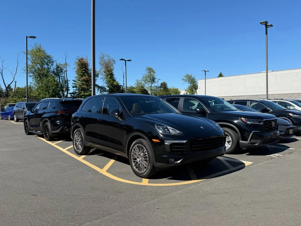 2017 Porsche 958 Cayenne S - Image 2 of 20