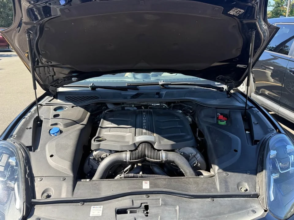 2017 Porsche 958 Cayenne S - Image 20 of 20