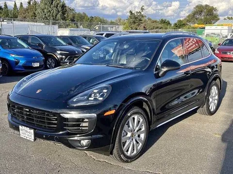 2017 Porsche Cayenne S Sport Utility 4D