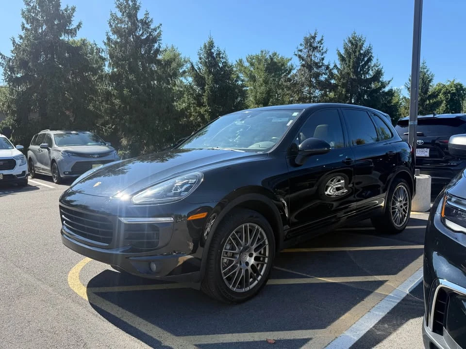2017 Porsche 958 Cayenne S - Image 4 of 20