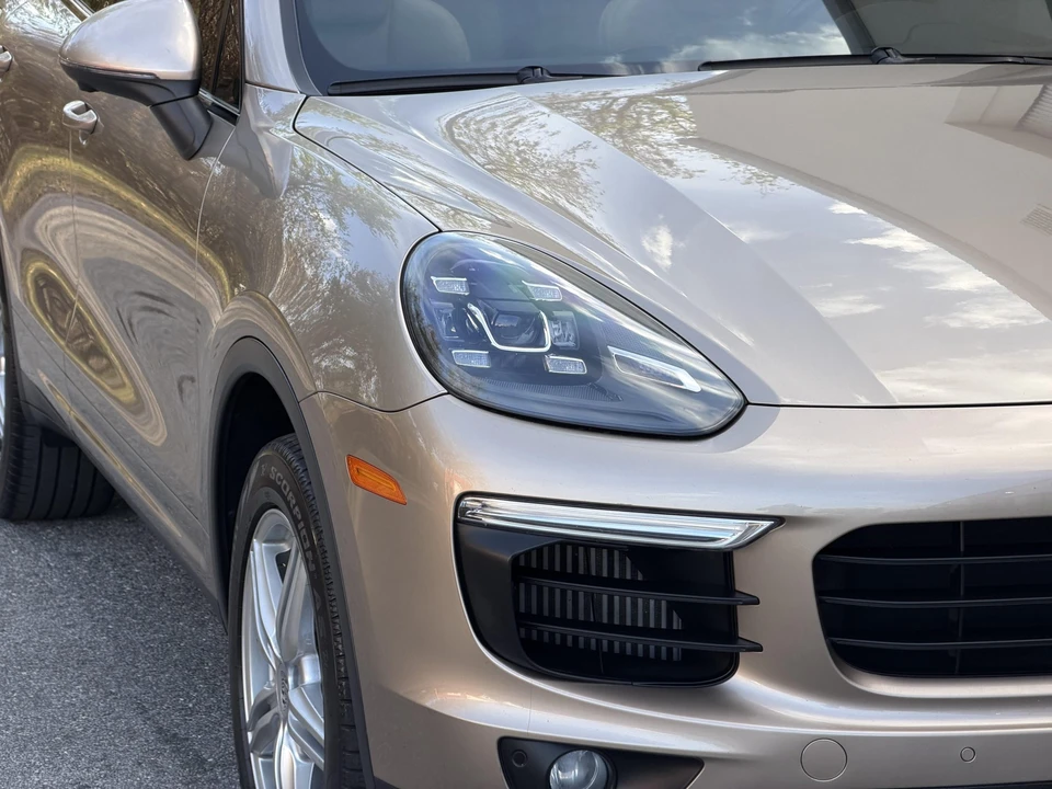 2017 Porsche 958 Cayenne S - Image 28 of 31