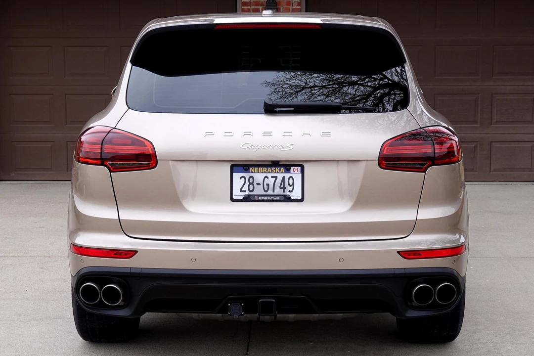 2017 Porsche 958 Cayenne S - Image 5 of 9