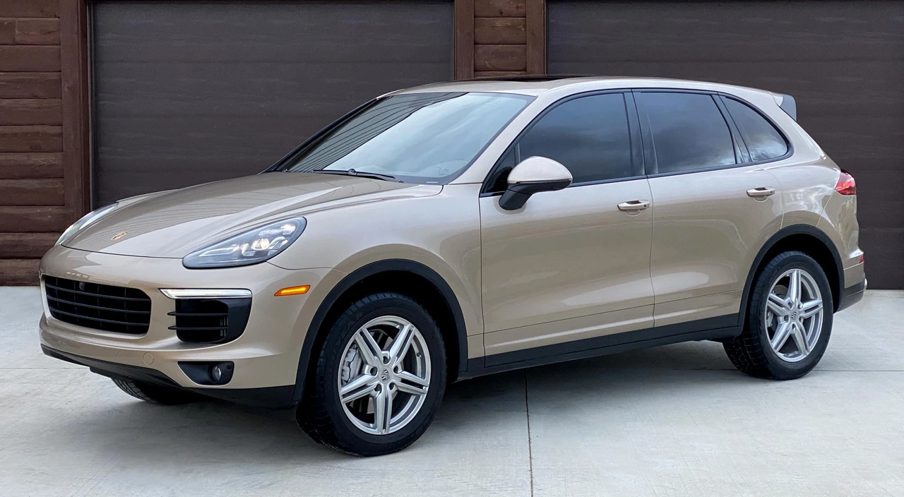 2017 Porsche 958 Cayenne S - Image 6 of 9