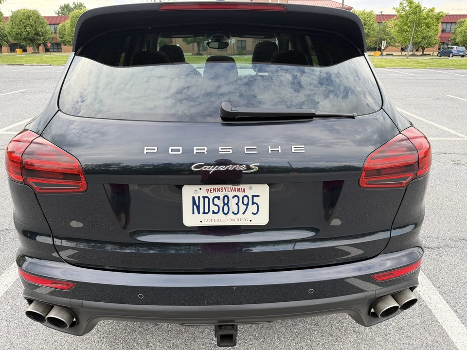 2017 Porsche 958 Cayenne S - Image 22 of 31