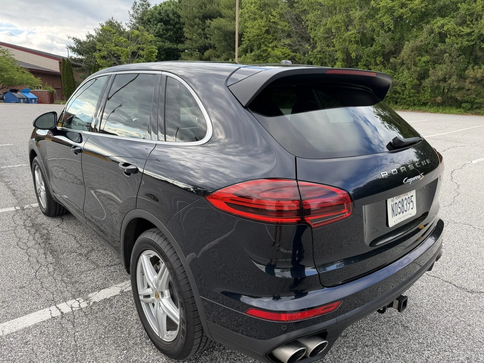 2017 Porsche 958 Cayenne S - Image 20 of 31