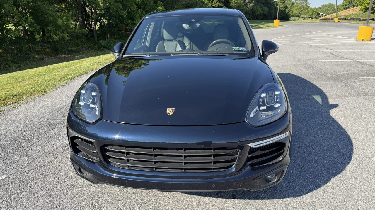 2017 Porsche 958 Cayenne S - Image 4 of 31