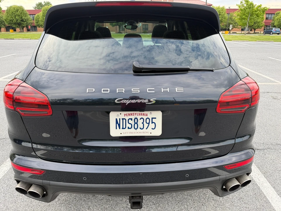 2017 Porsche 958 Cayenne S - Image 11 of 31