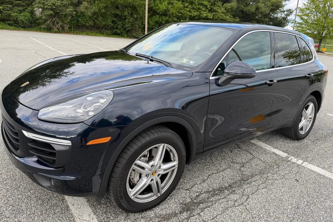 2017 Porsche 958 Cayenne S - Image 8 of 31
