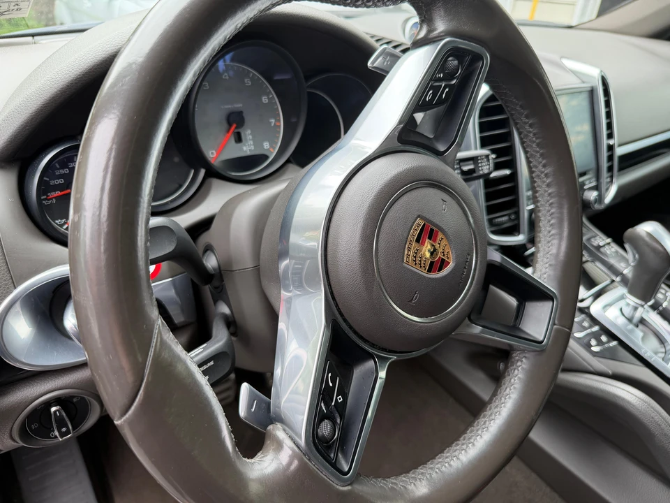 2017 Porsche 958 Cayenne S - Image 28 of 31