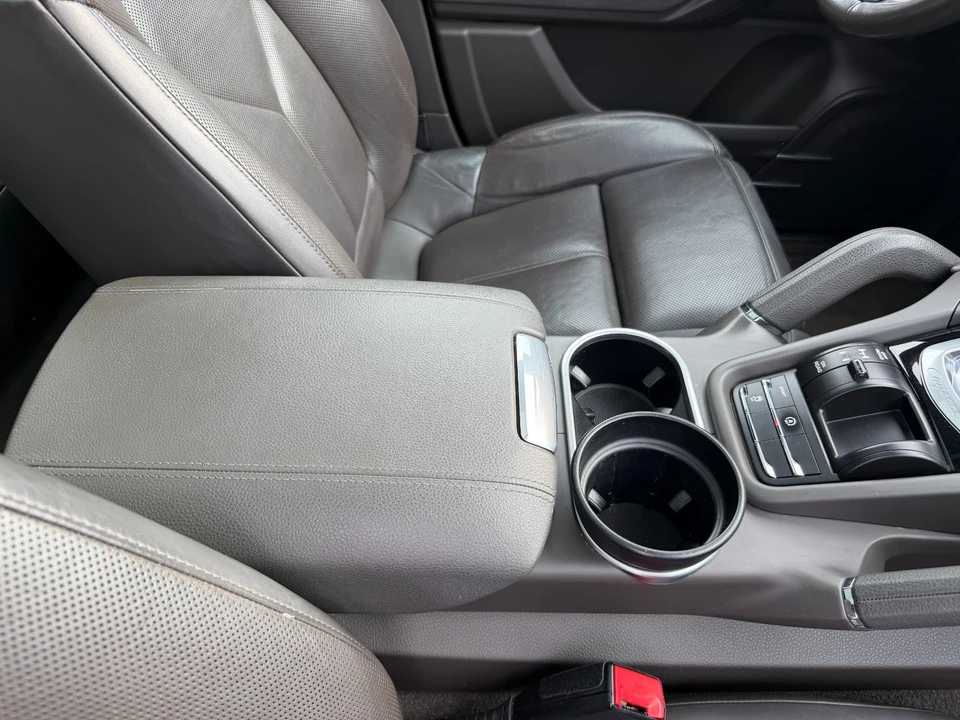 2017 Porsche 958 Cayenne S - Image 13 of 21