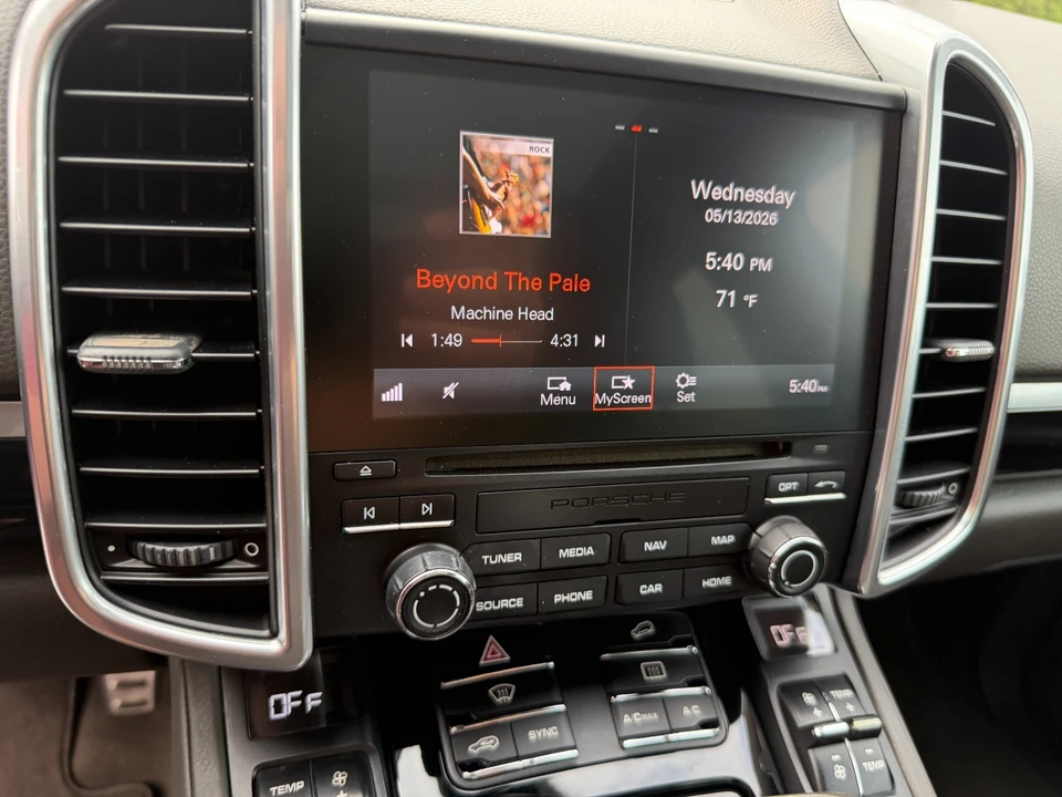 2017 Porsche 958 Cayenne S - Image 9 of 21