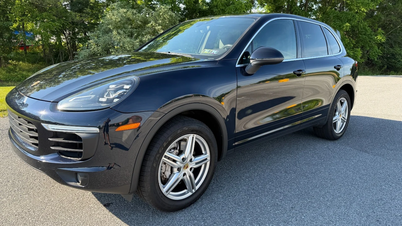 2017 Porsche 958 Cayenne S - Image 19 of 21