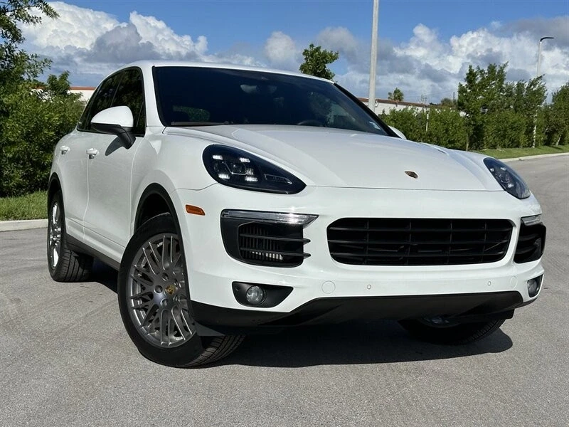 2017 Porsche 958 Cayenne S - Image 18 of 21
