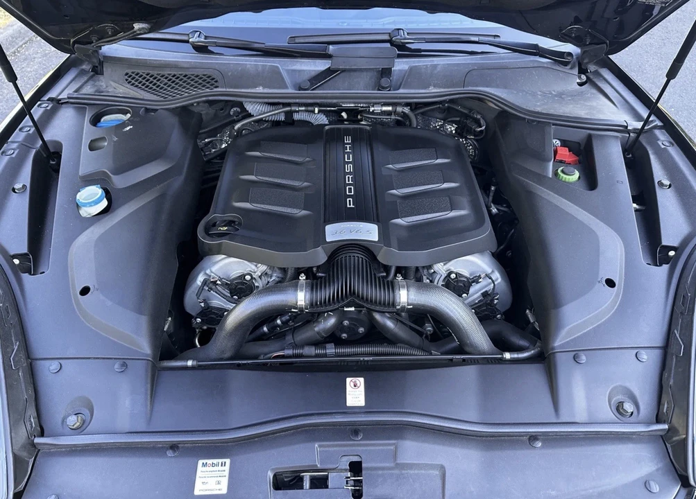 2017 Porsche 958 Cayenne S - Image 17 of 24