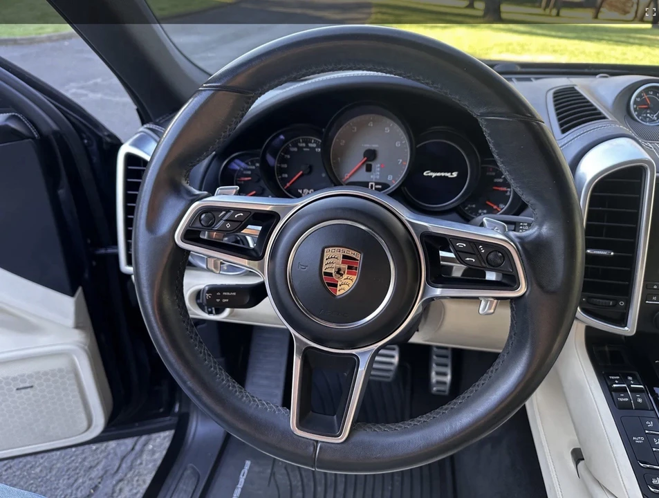 2017 Porsche 958 Cayenne S - Image 23 of 24