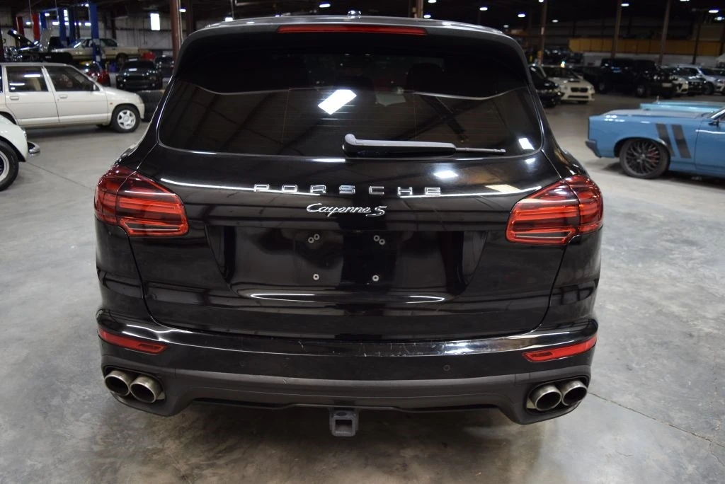 2017 Porsche 958 Cayenne S - Image 7 of 12