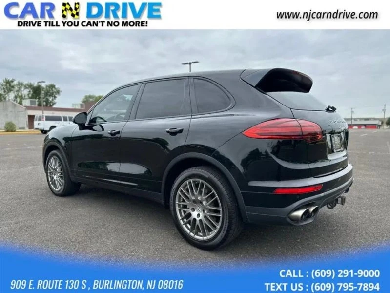 2017 Porsche 958 Cayenne S - Image 10 of 12