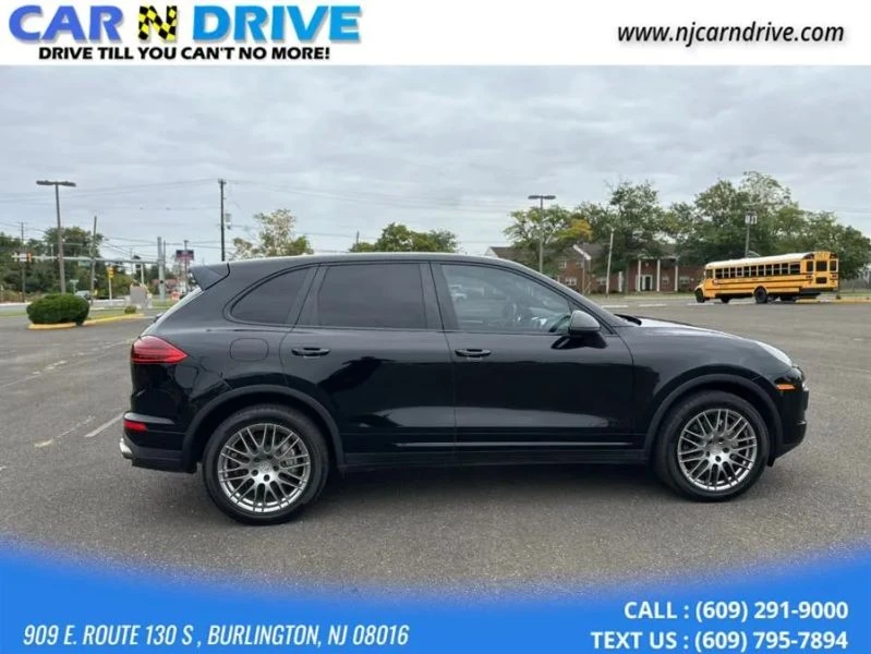 2017 Porsche 958 Cayenne S - Image 6 of 12