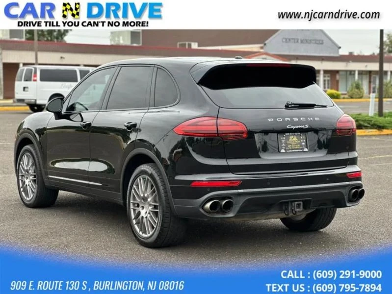 2017 Porsche 958 Cayenne S - Image 9 of 12