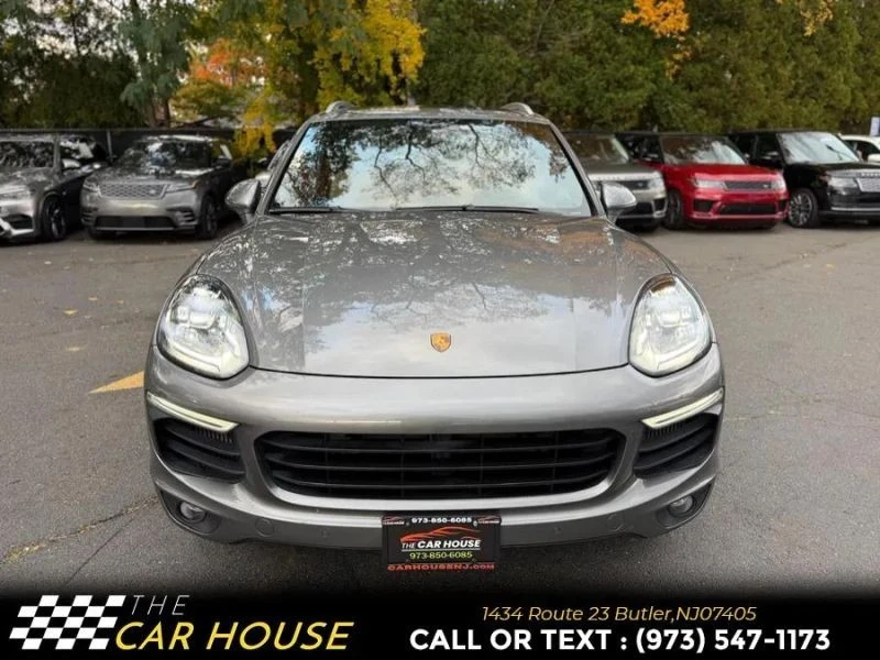 2017 Porsche 958 Cayenne S - Image 3 of 12