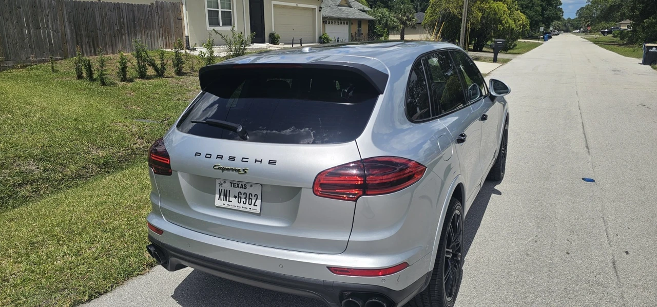 2017 Porsche 958 Cayenne - Image 7 of 22