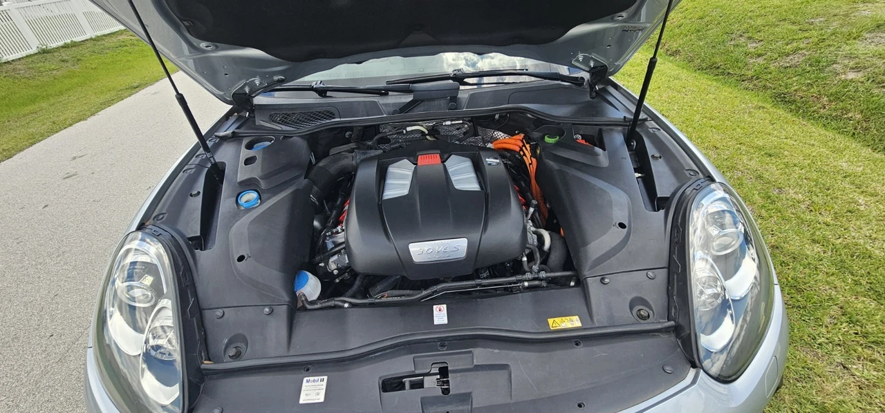 2017 Porsche 958 Cayenne - Image 22 of 22