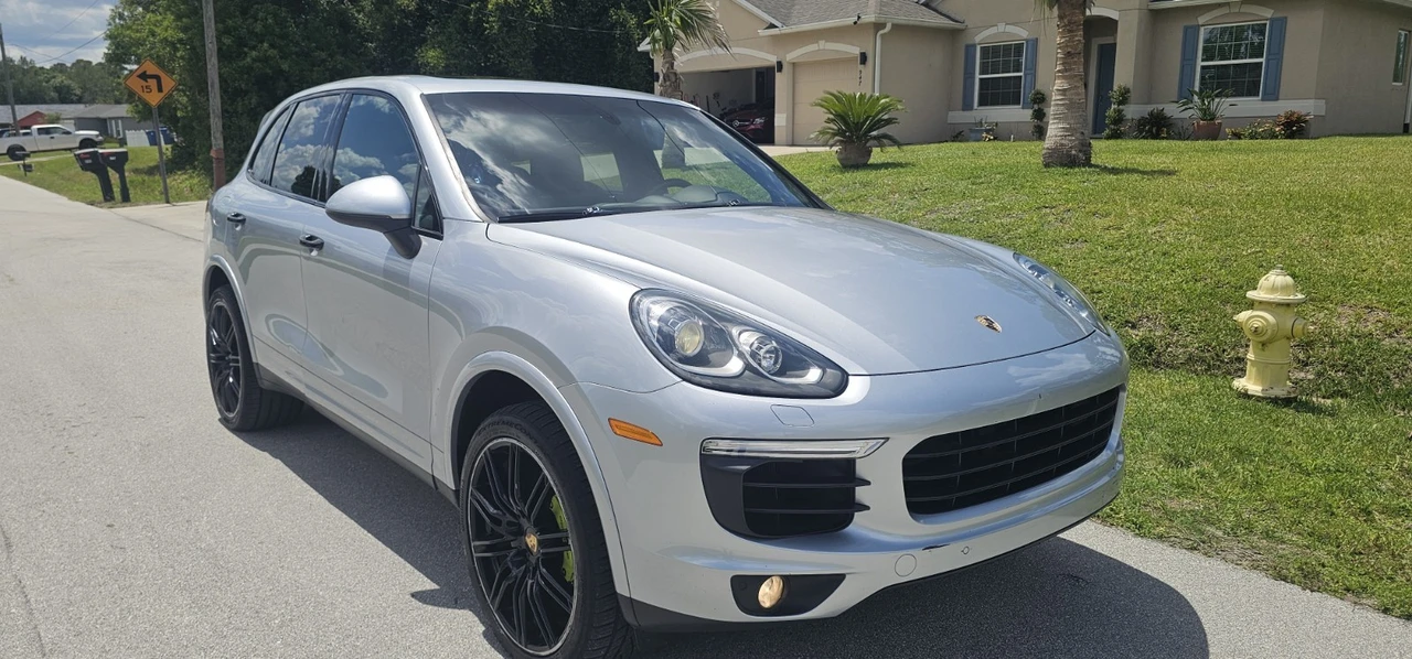 2017 Porsche 958 Cayenne - Image 5 of 22
