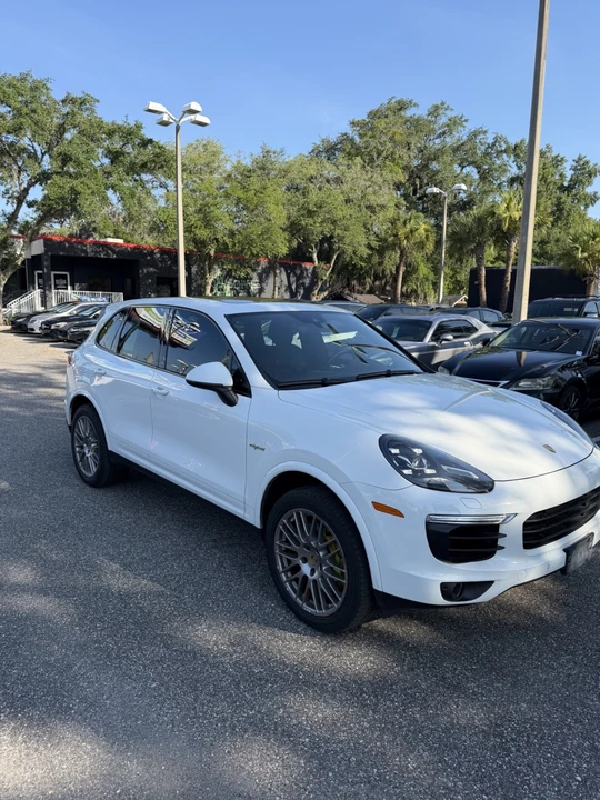 2017 Porsche 958 Cayenne - Image 4 of 6