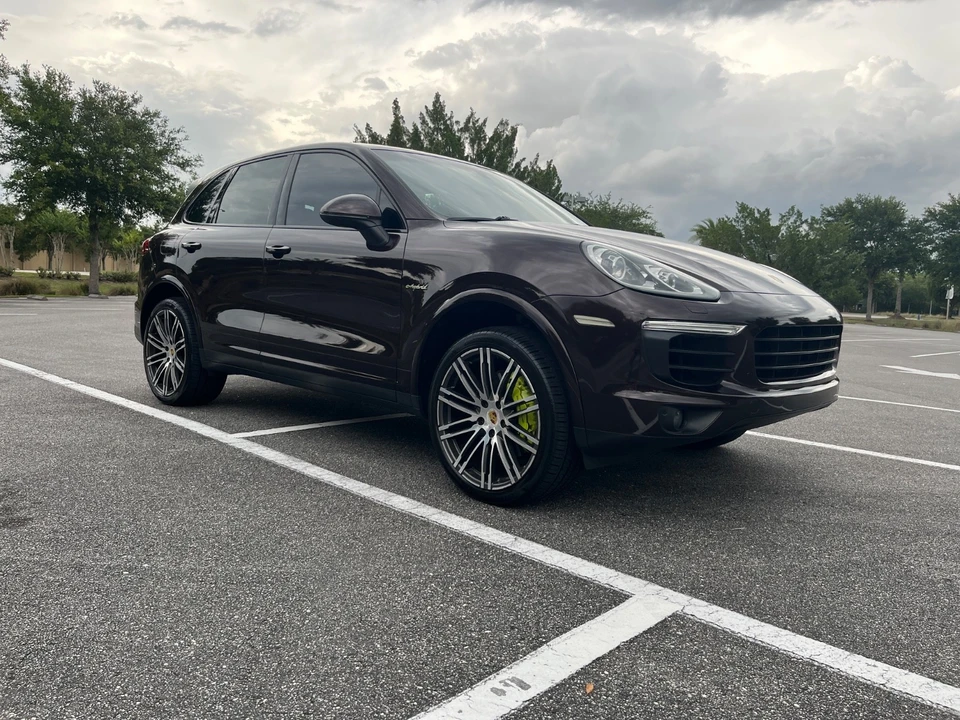 2017 Porsche 958 Cayenne - Image 4 of 19