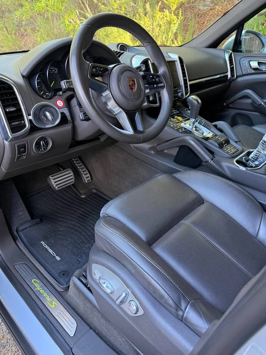 2017 Porsche 958 Cayenne - Image 12 of 13