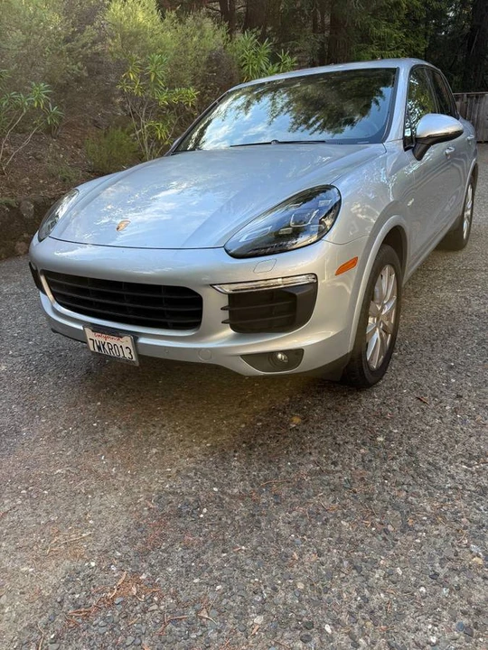2017 Porsche 958 Cayenne - Image 2 of 13