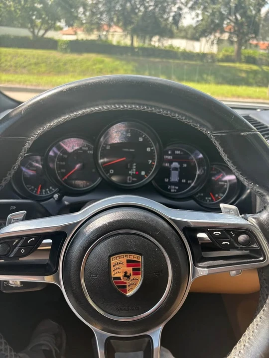 2017 Porsche 958 Cayenne - Image 15 of 16