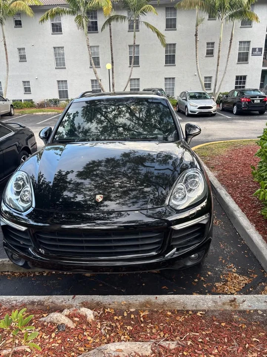 2017 Porsche 958 Cayenne - Image 2 of 14