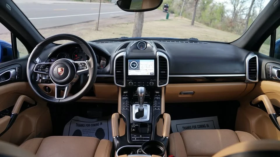 2017 Porsche 958 Cayenne - Image 19 of 20