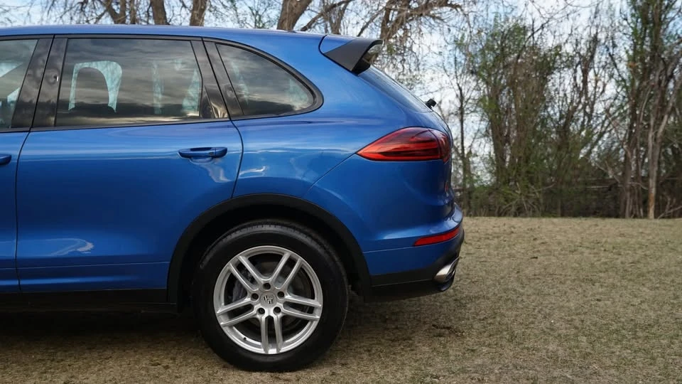 2017 Porsche 958 Cayenne - Image 4 of 20