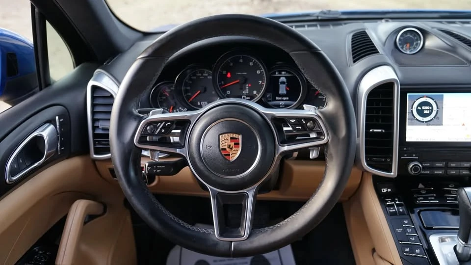 2017 Porsche 958 Cayenne - Image 17 of 20